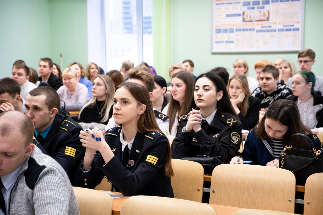 Правовой колледж рут МИИТ. Юридический колледж. Александровский правовой колледж. Юридический колледж Иваново после 9.